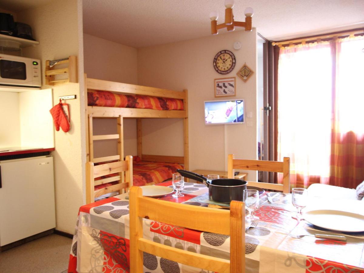 Studio Cabine A Chamrousse, Rdc, Balcon Nord, Au Pied Des Pistes, Bien Equipe - Fr-1-340-274 Luaran gambar